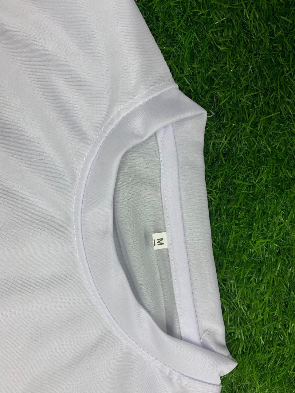Classic White Full Sleeve Shirt for Men – Comfortable & Trendy Wear Large